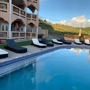 Apartahotel La Heliconia&day, St. George's